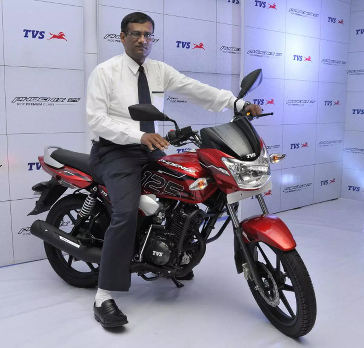 TVS Motor launches Phoenix 125 in AP The Hindu BusinessLine