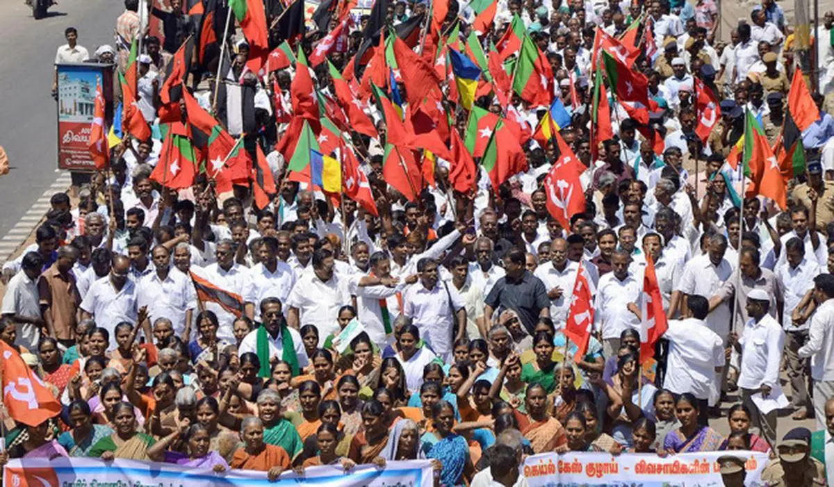 Rural fury: Farmers from seven districts protesting in Salem against thelaying of a gas pipeline on agricultural lands (file photo)