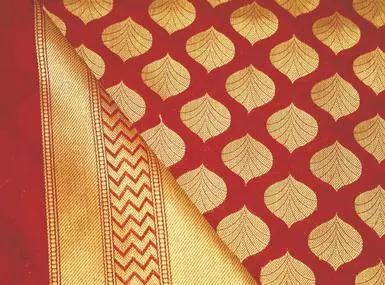 Crisis looms over Banarasi silk - The Hindu BusinessLine