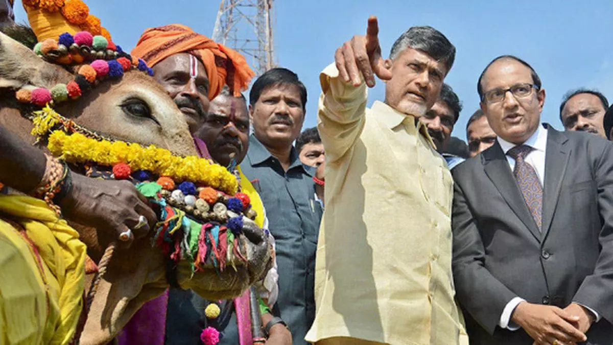 Chandrababu Naidu woos Singapore investors - The Hindu BusinessLine