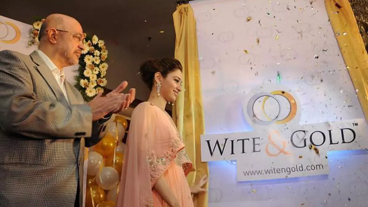 White and gold jewelry tamanna website sales
