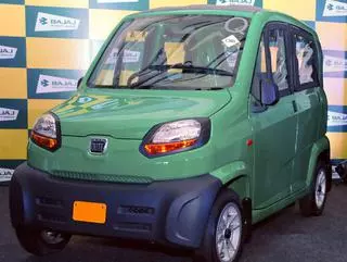 Bajaj Auto targets 17% growth for three-wheelers this fiscal