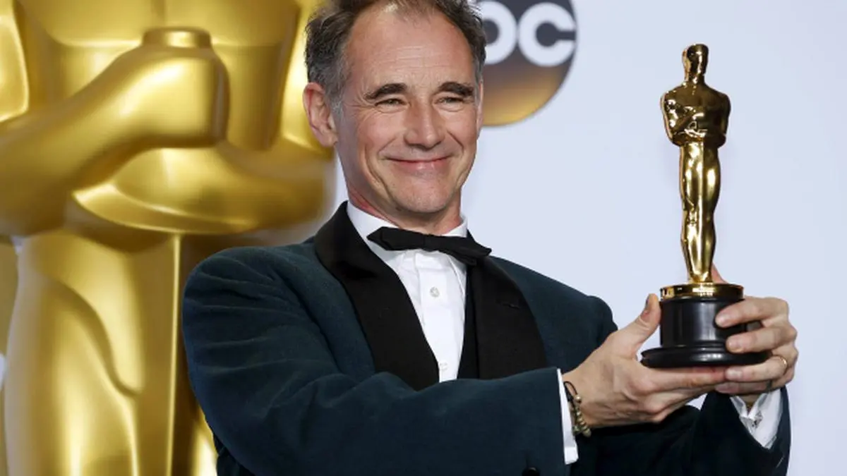 Mark Rylance wins best supporting actor Oscar - The Hindu BusinessLine