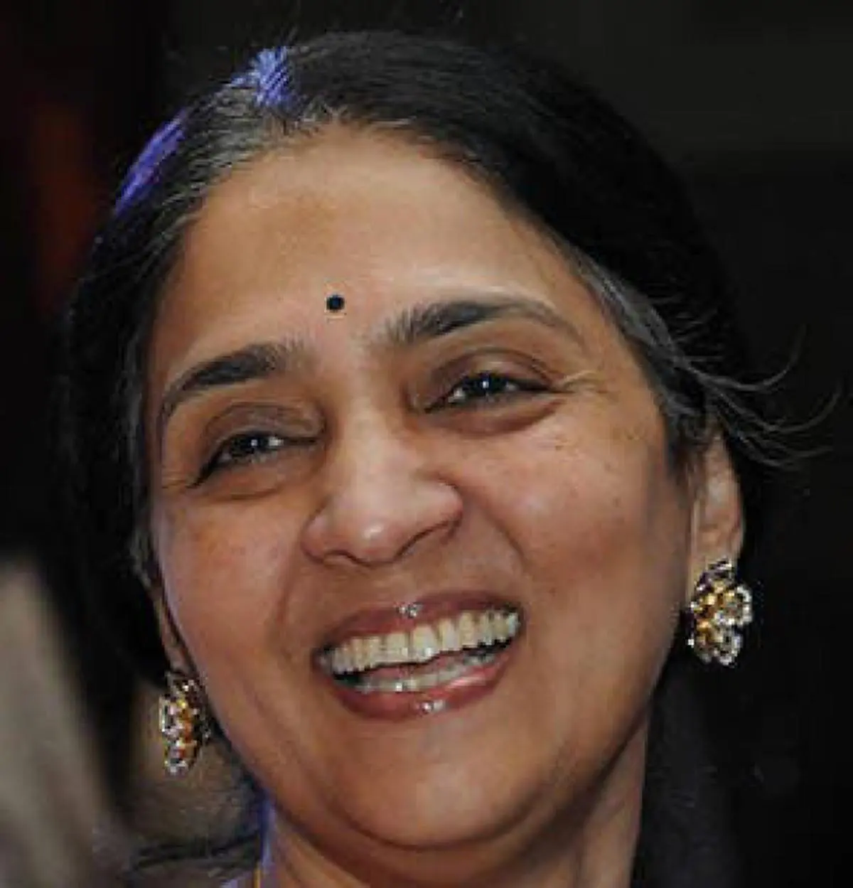 Читра. Chitra Ramakrishna MD CEO of NSE.