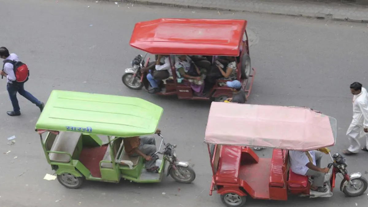 Ola e online rickshaw