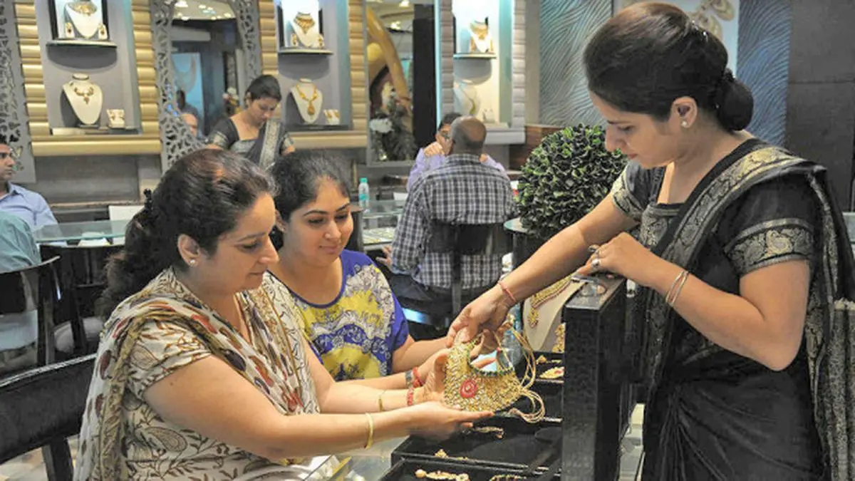 Organised jewellers expected to outpace industry growth, supported by store additions and market share gains