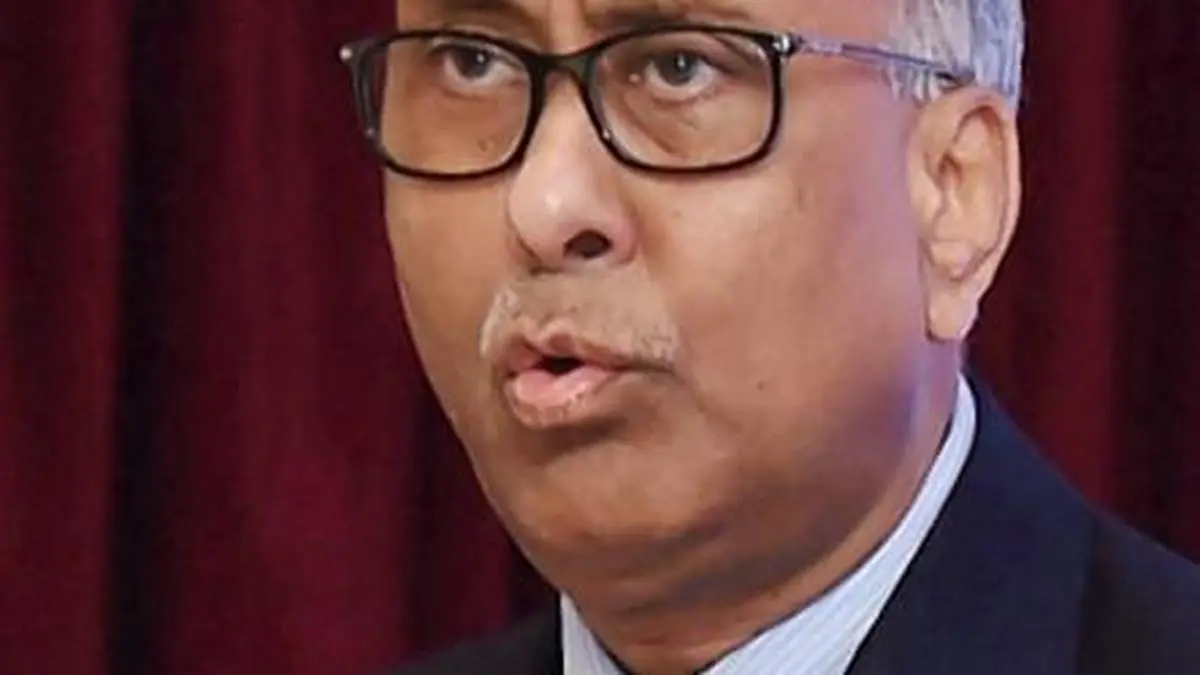 Enhance credit absorption capacity of weaker sections, RBI tells