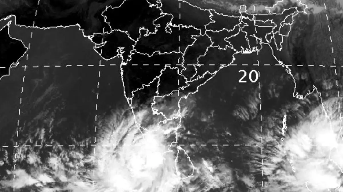 Cyclone 'Ockhi' Moving Towards Lakshadweep, To Intensify As Severe ...