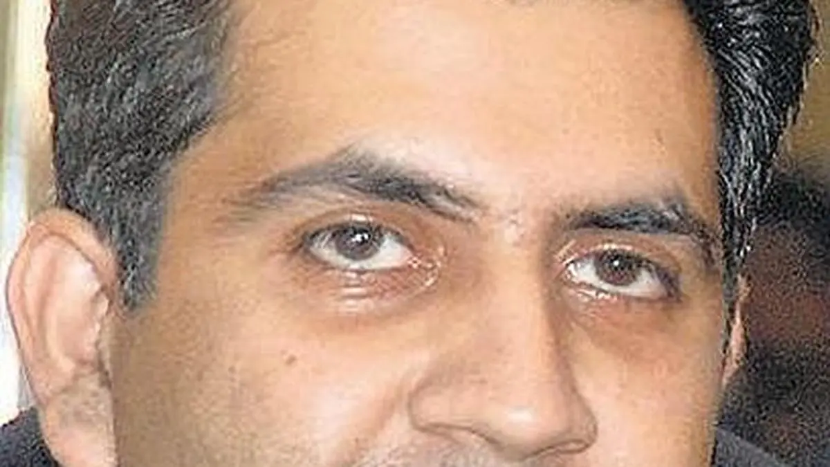SC asks Unitech MD to show bonafide by depositing money - The HinduBusinessLine