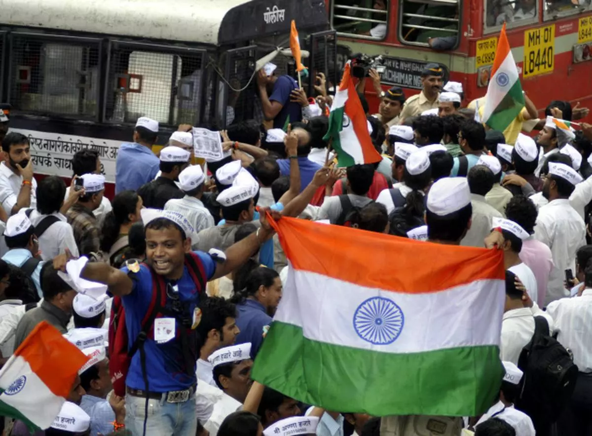 Supporters of activist Mr Anna Hazare holding protests in Mumbai. — Photo: Shashi Ashiwal