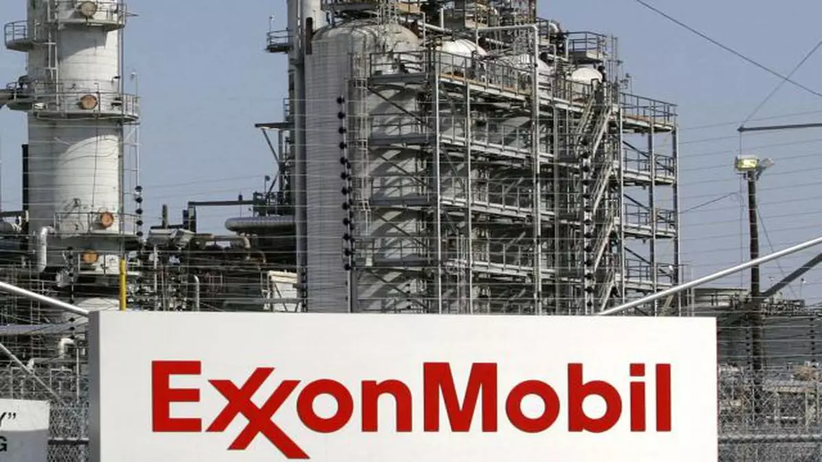 Vapour cloud from Exxon Mobil refinery in California triggers alarm - The Hindu BusinessLine