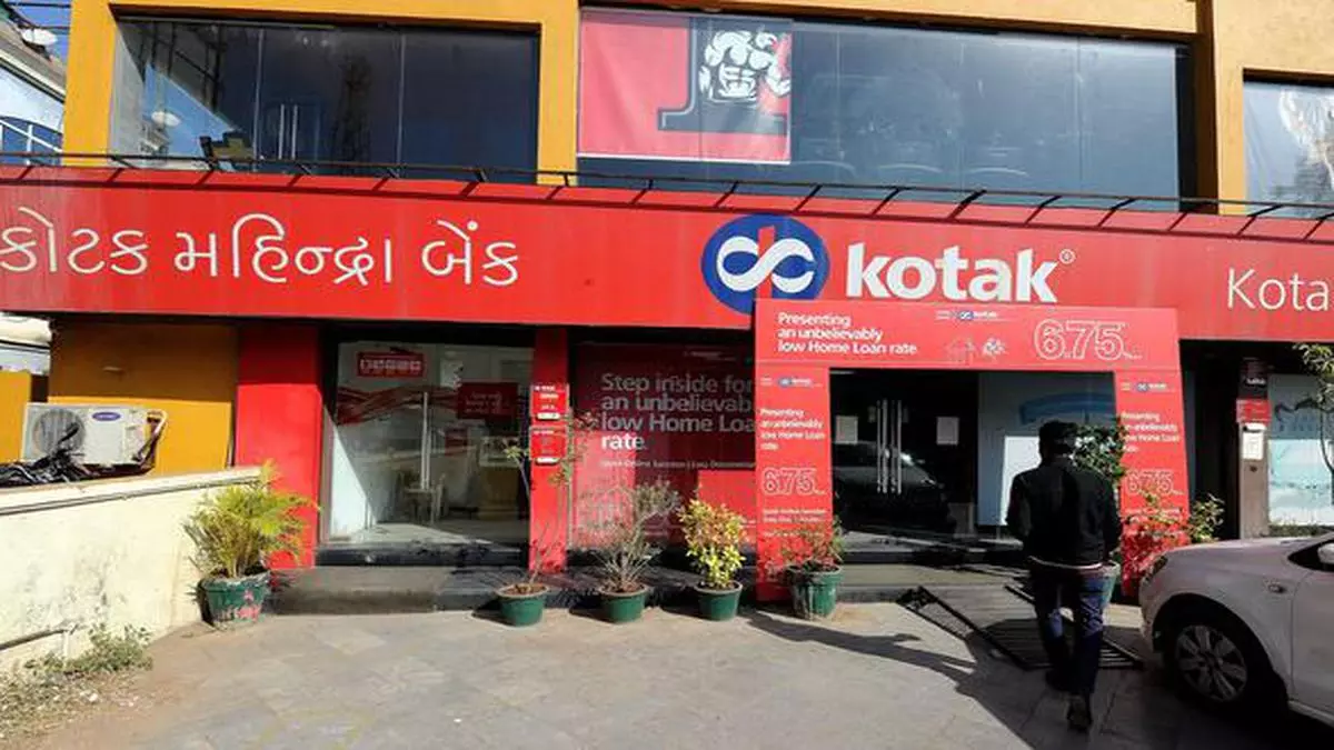 Kotak Mahindra Bank Customers Can Pay Overdue Emi Through Payment App