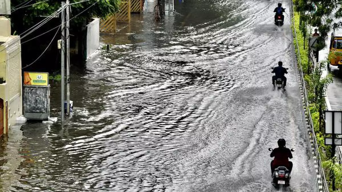 Slideshow | Chennai Witnesses Heavy Rain - The Hindu BusinessLine