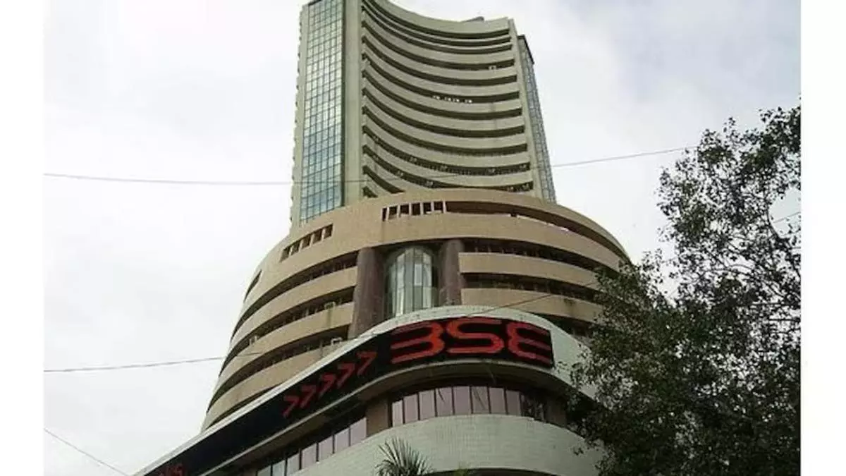 SEBI penalises BSE for inadequate fee payment on options contracts