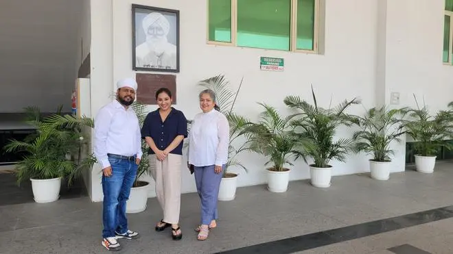 (From Left) Gian Singh, Founder and CEO, Gurnam Kaur, Co-founder and Retail Head, Preeti Chugh, Creative head (From Left) Gian Singh, Founder and CEO, Gurnam Kaur, Co-founder and Retail Head, Preeti Chugh, Creative head