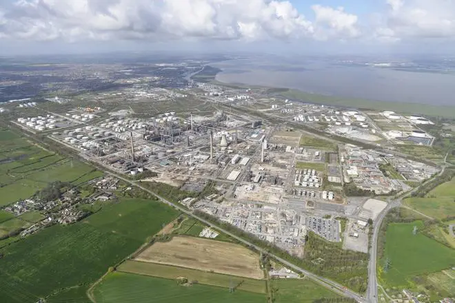 Essar Oil’s UK Stanlow Refinery Essar Oil’s UK Stanlow Refinery