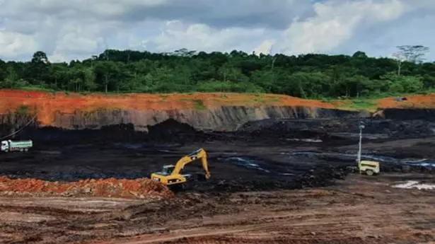 Perusahaan Indonesia Bara Daya Energi adalah penawar terendah dalam dua tender impor batubara CIL masing-masing 3 ton
