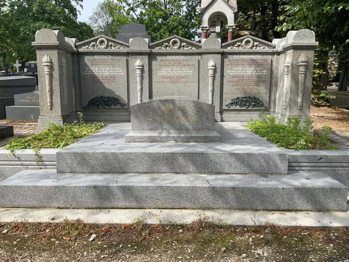 Resting legend: JRD Tata’s grave in Pere Lachaise cemetery 