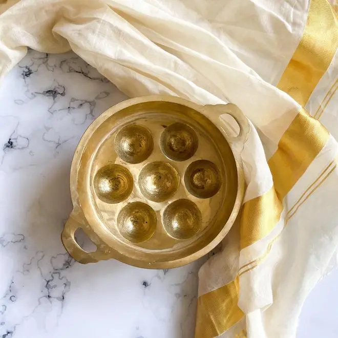 Greenheirloom’s Bronze Uniappam pan Greenheirloom’s Bronze Uniappam pan