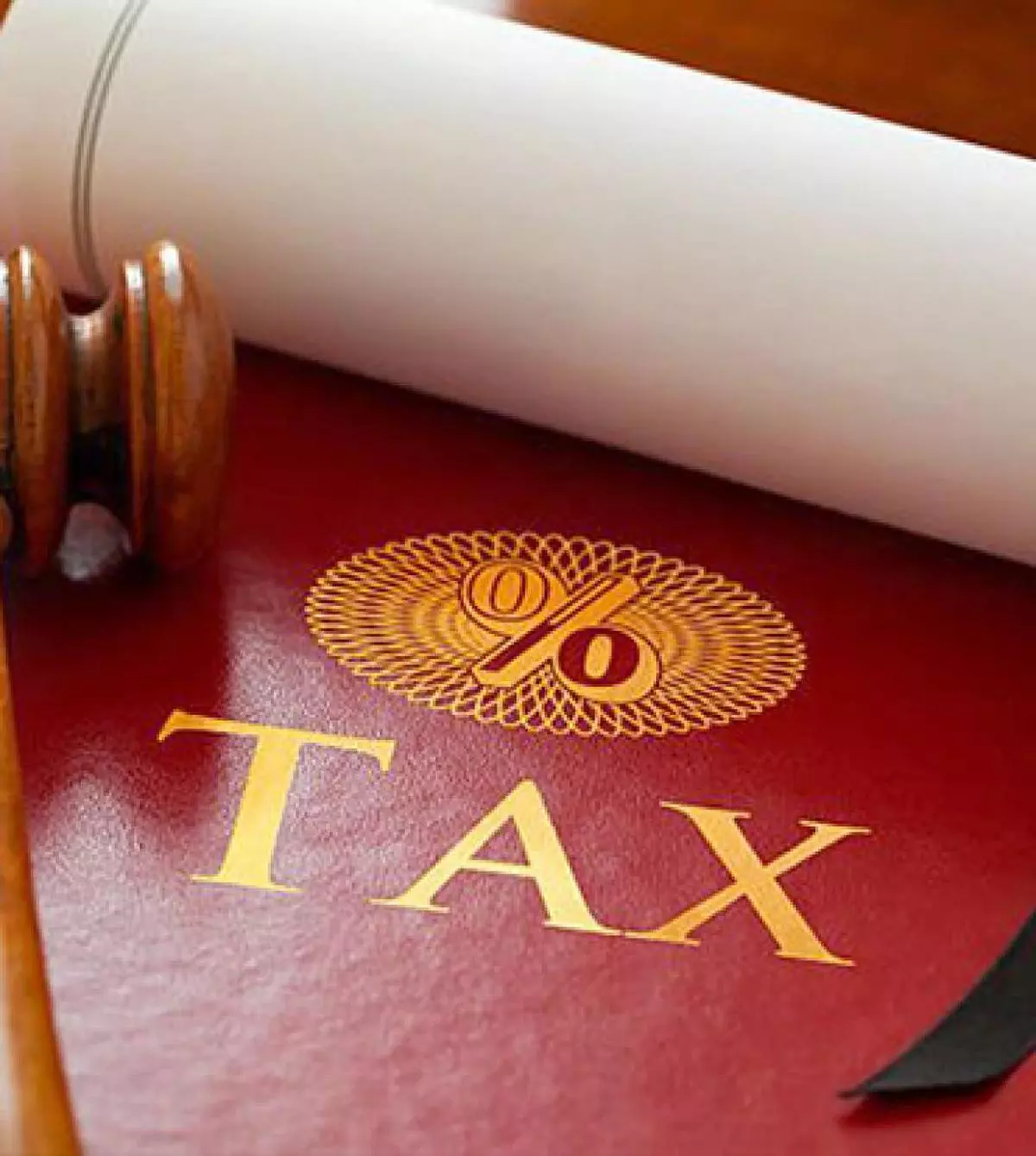 Form GSTR-3B shows summarised figures of sales, ITC claimed, and net tax payable