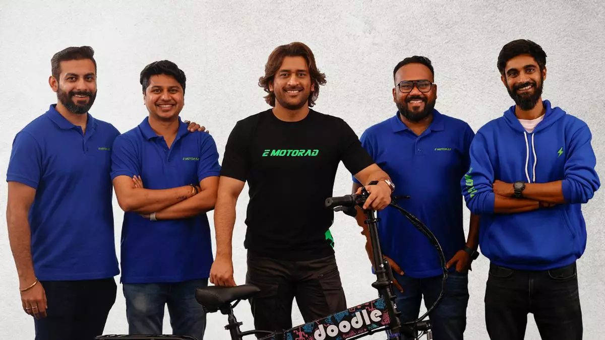 Dhoni invests in Pune e-cycle maker EMotorad
