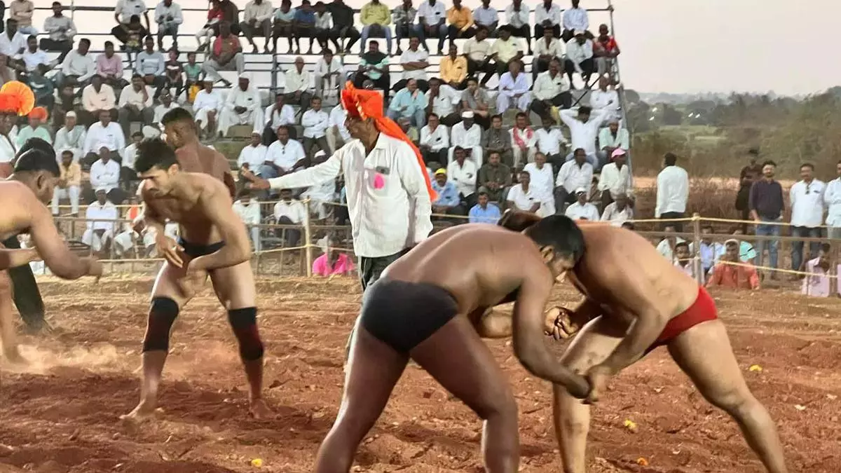 In Maharashtra wrestlers throw their hat in the political ring