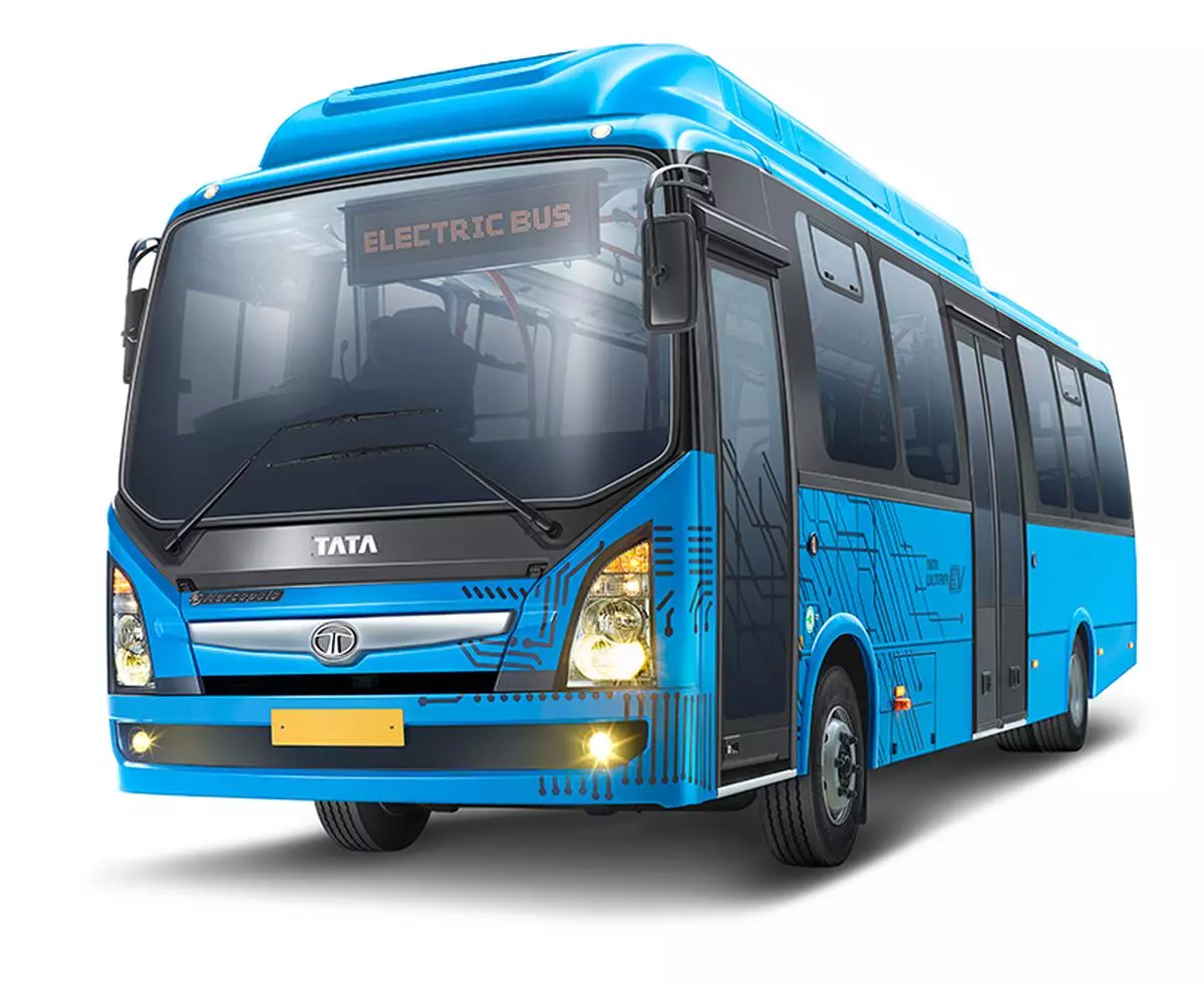 BL04_Tata_bus.jpg