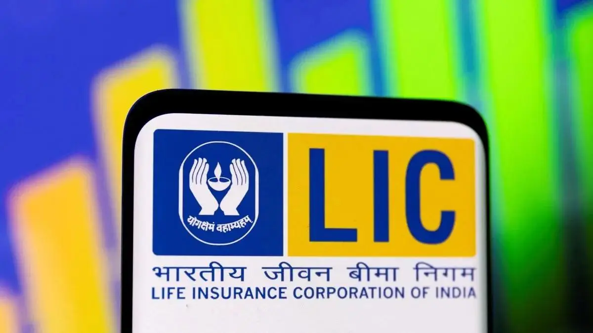 LIC board approves 1-for-1 bonus issue