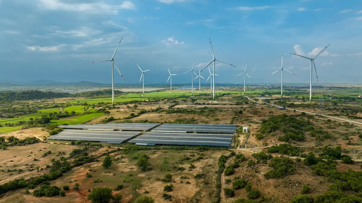 India’s clean energy transition finds its tipping point in 2025