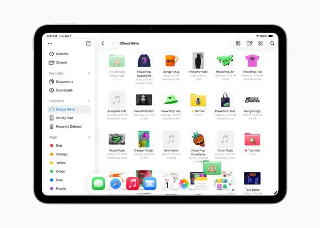 iPadOS 26 brings in an updated List view, with resizable columns and collapsible folders. iPadOS 26 brings in an updated List view, with resizable columns and collapsible folders.