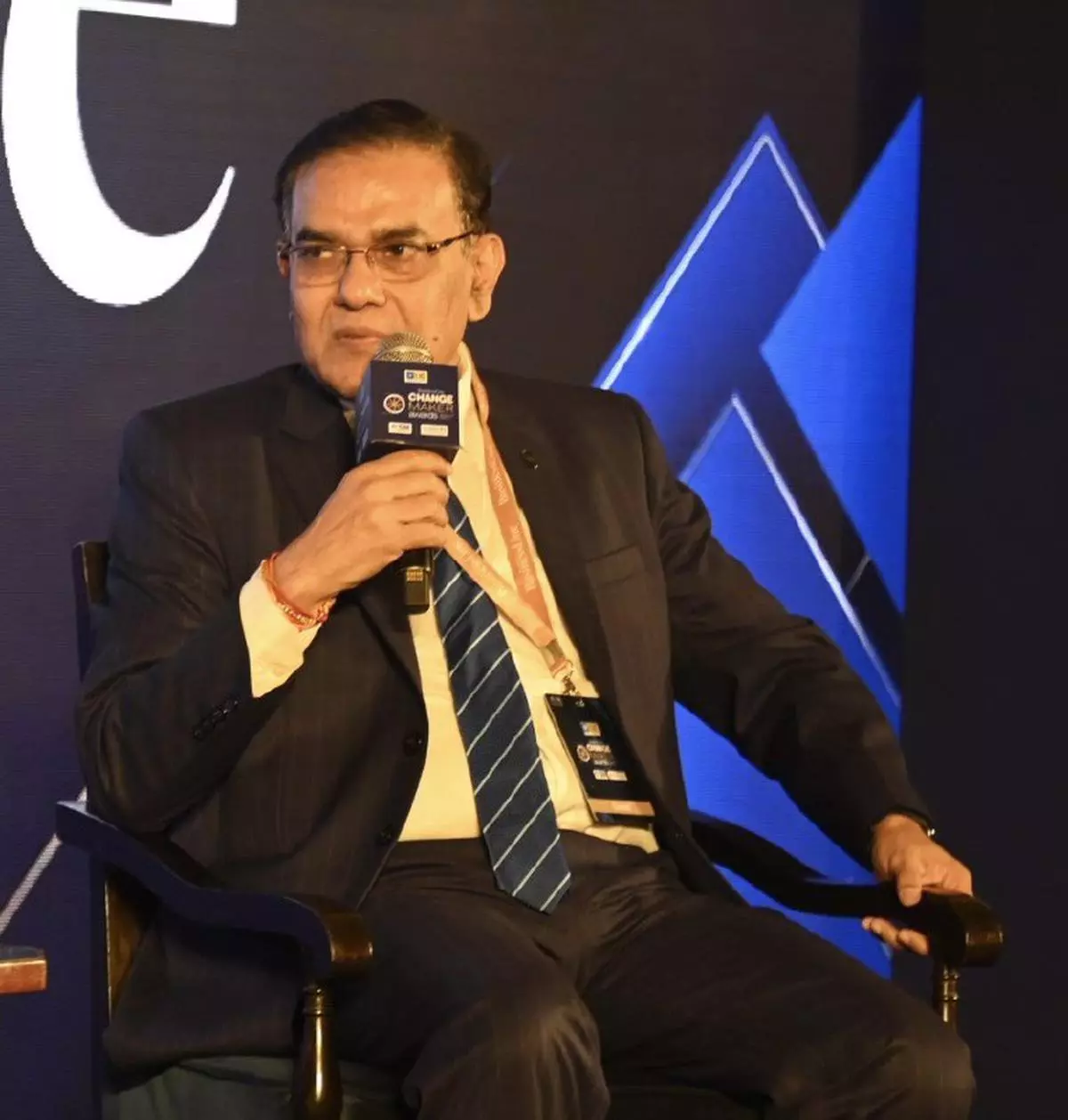 The BLChangemaker Awards Ceremony kickstarted with a fireside chat on insurance with BC Patnaik, Managing Director, LIC