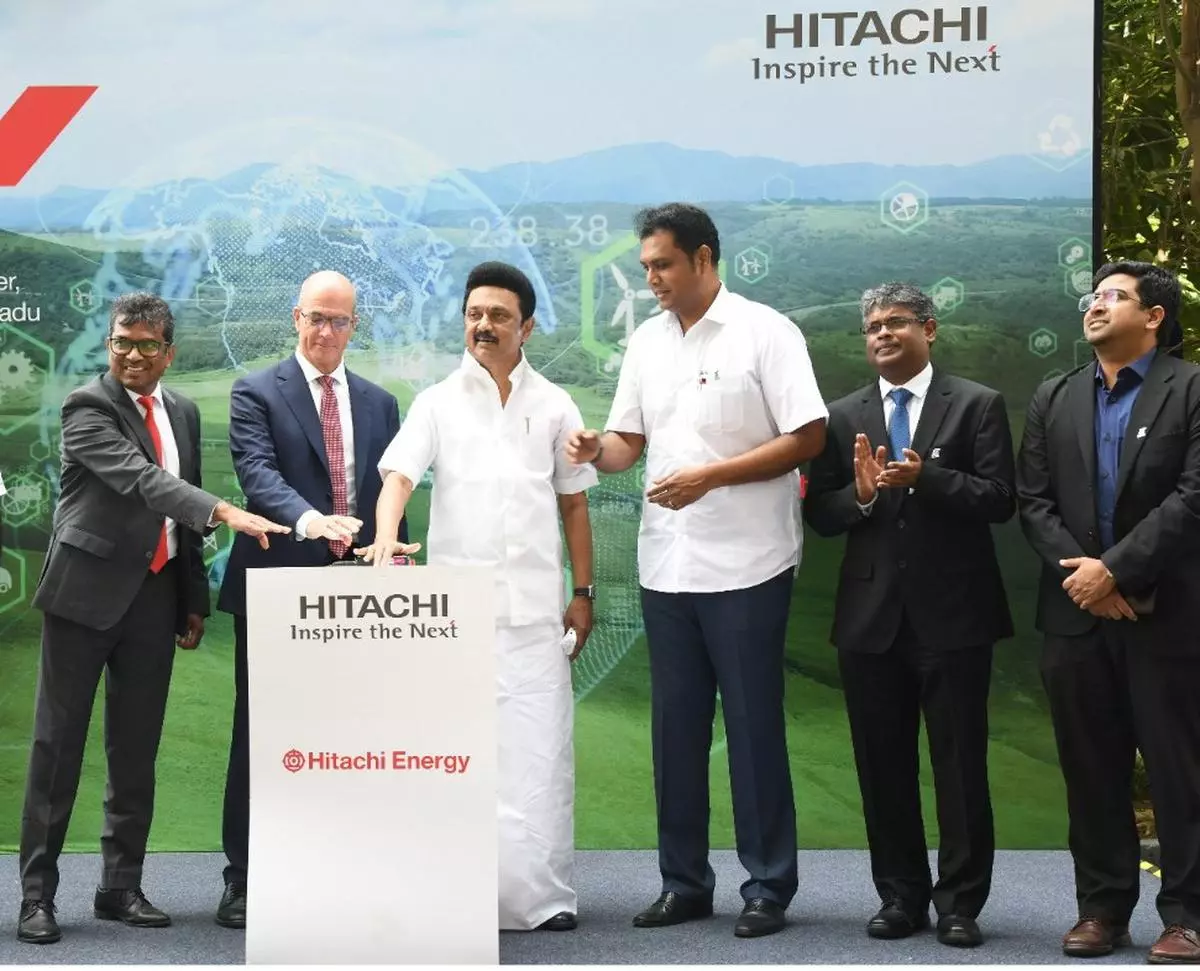 Hitachi Energy hat in Chennai das weltweit größte Technologie- und Innovationszentrum eröffnet