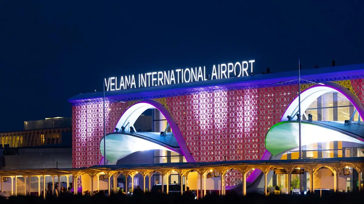 With new airport terminal, Maldives eyes more visitors