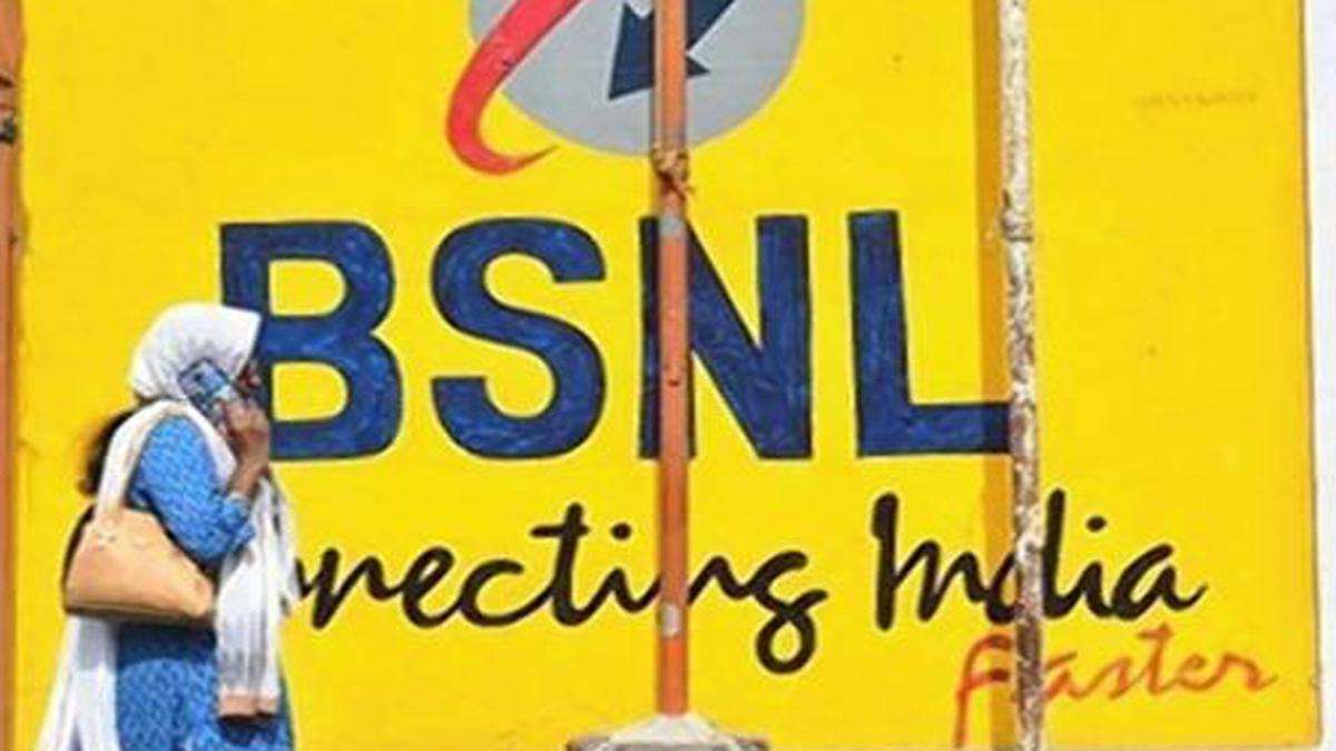 BSNL expects mobile licence to be renewed before calendar year-end ...