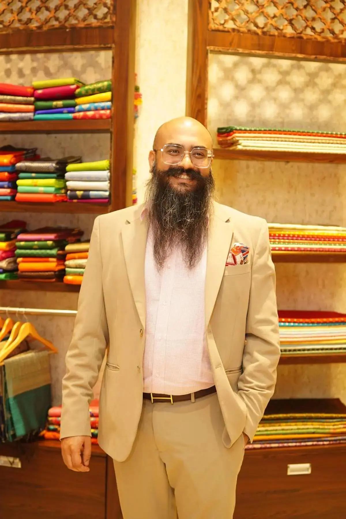 thehindubusinessline.com - Investors go the whole nine yards in saree retail, weaving growth for sector