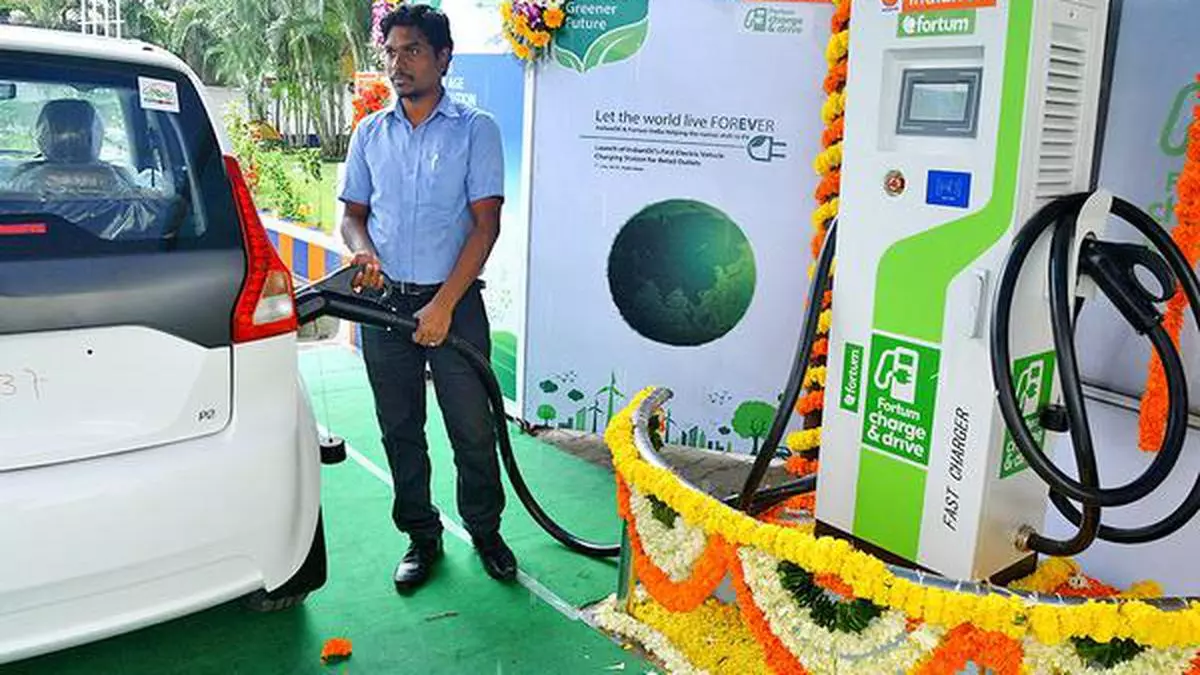 Telangana regulator fixes ₹6 per unit tariff for electric vehicle