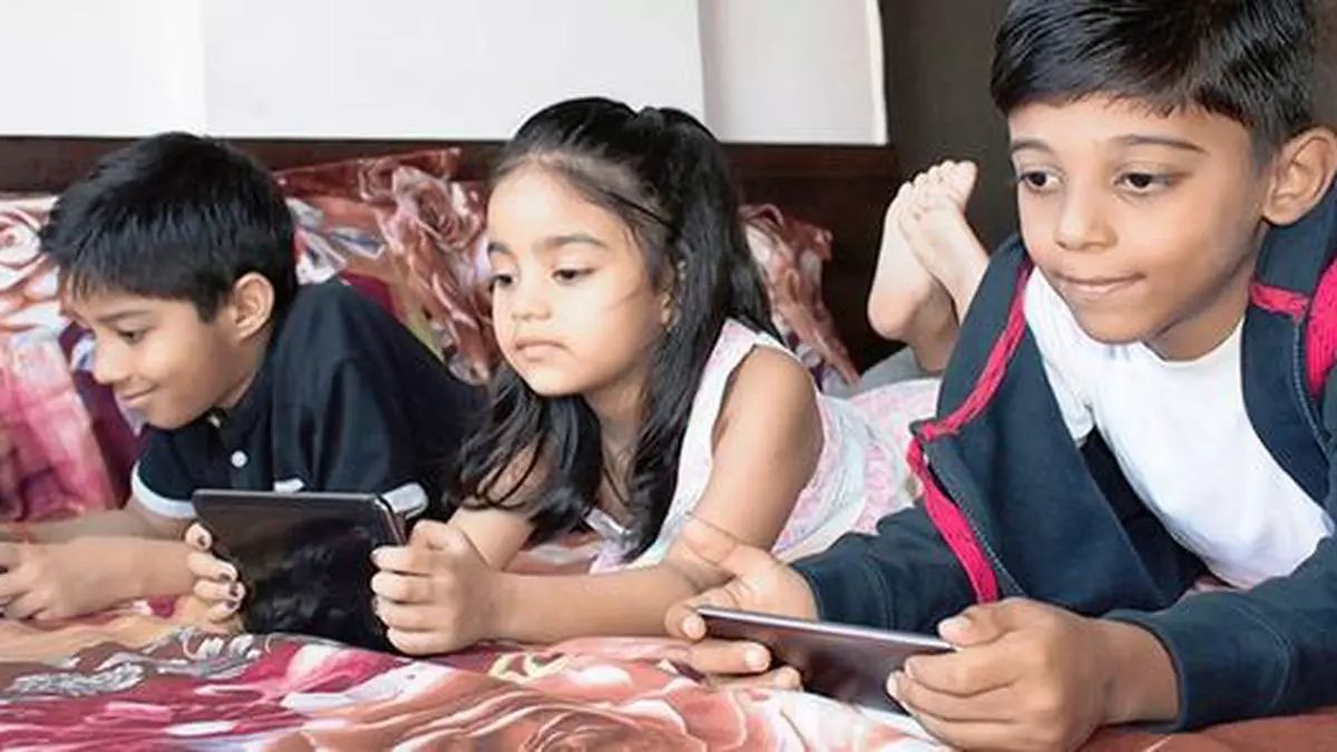 Millions of kids in India access the Net on their parents' devices, says  study - The Hindu BusinessLine
