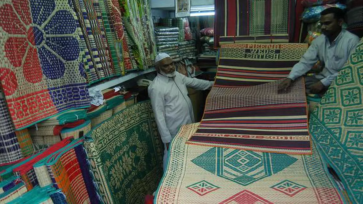 How technology is weaving a better future for Pathamadai mat makers ...