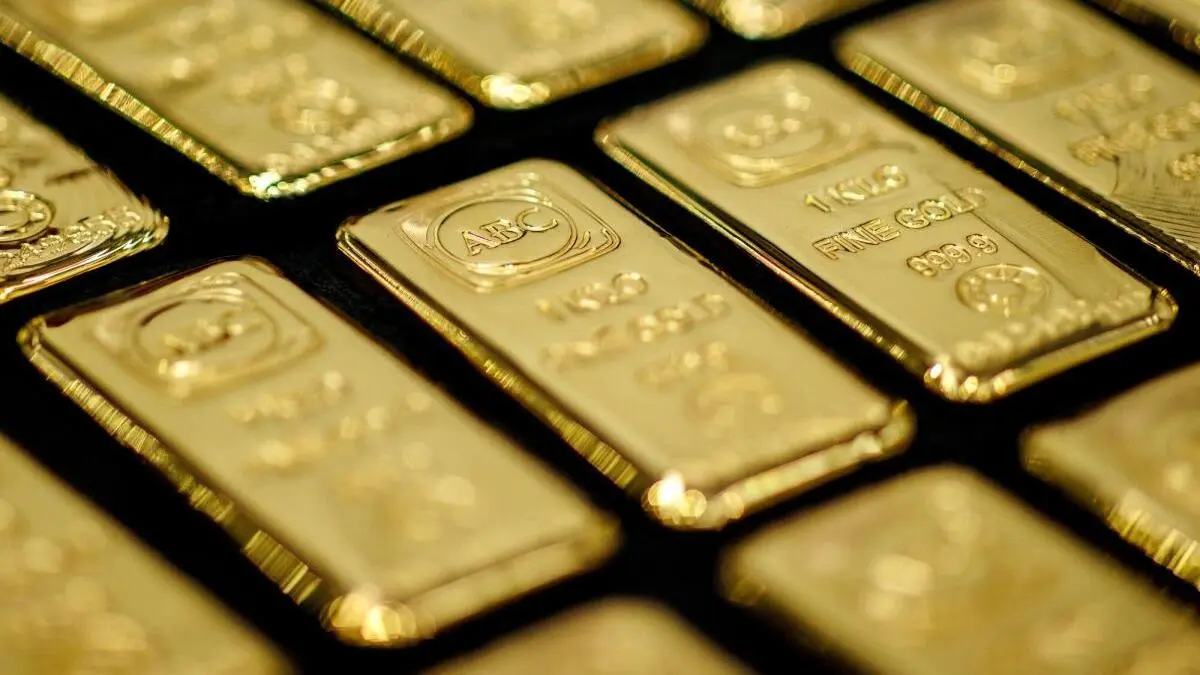 Bullion Cues: Recovery in gold and silver futures lacks strength