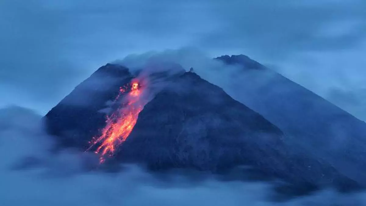 Indonesian Volcano Unleashes River Of Lava In New Eruption - The Hindu ...