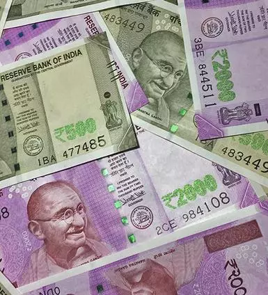 Daily Rupee call: INR recovers from the intraday low - The Hindu  BusinessLine