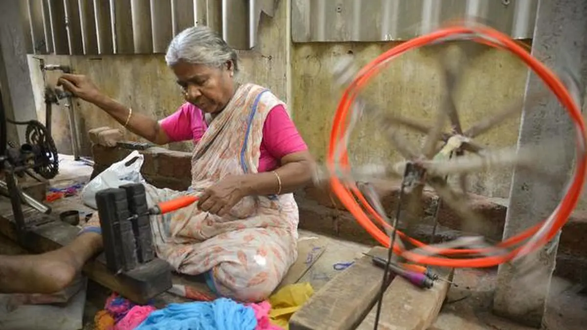 How the handloom sector can be revived The Hindu BusinessLine