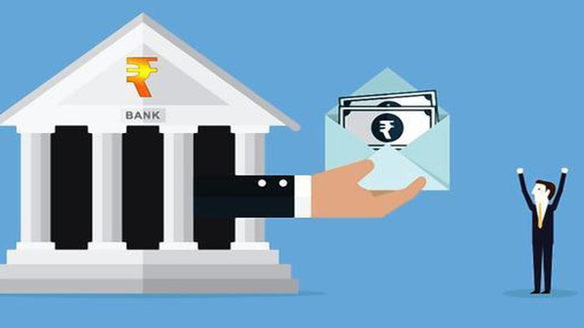 PSBs outshine private banks in credit growth for FY25: Report