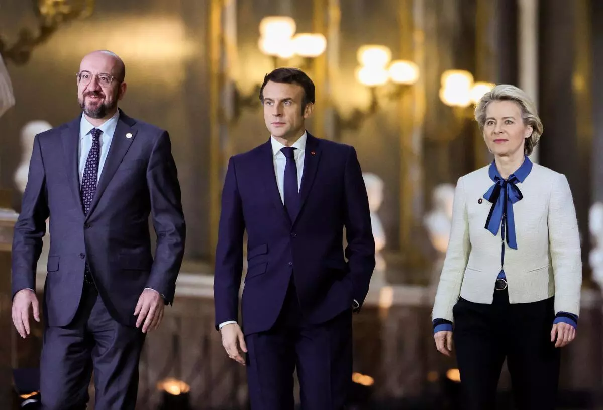  European Council President Charles Michel, French President Emmanuel Macron and European Commission President Ursula von der Leyen (L to R) 
